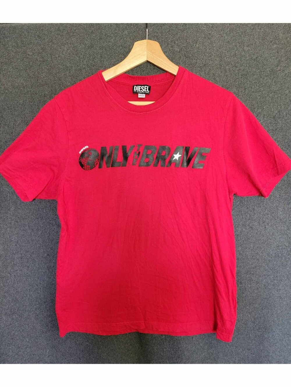 Diesel Only The Brave Red Graphic T-Shirt Streetwear M